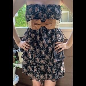NWOT Floral Strapless Ruffled Mini Dress